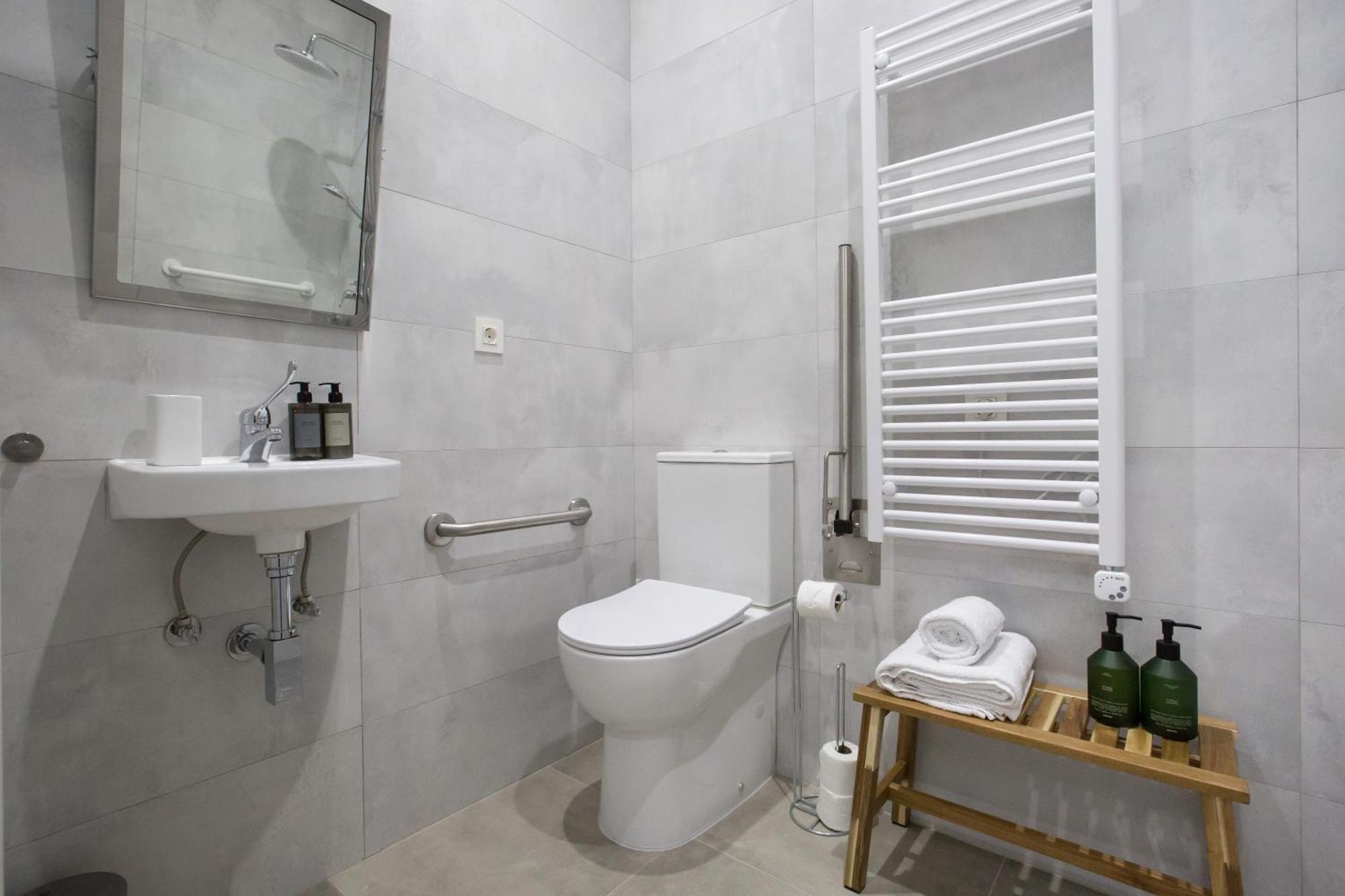 Aparthotel Urbil Zumalacarregui